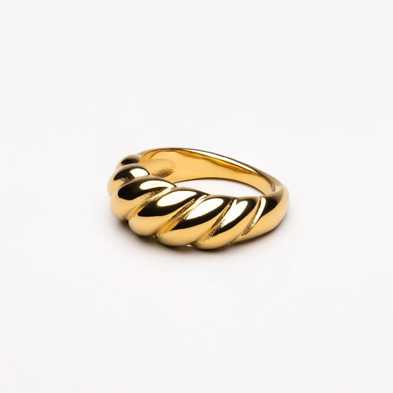 Croissant Ring