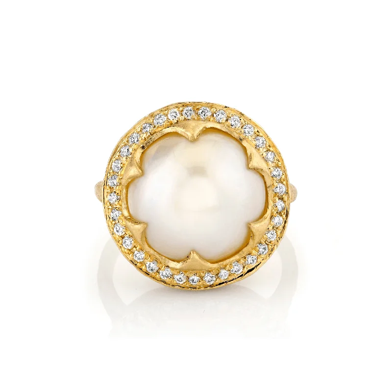 Queen Saturn Pearl Ring