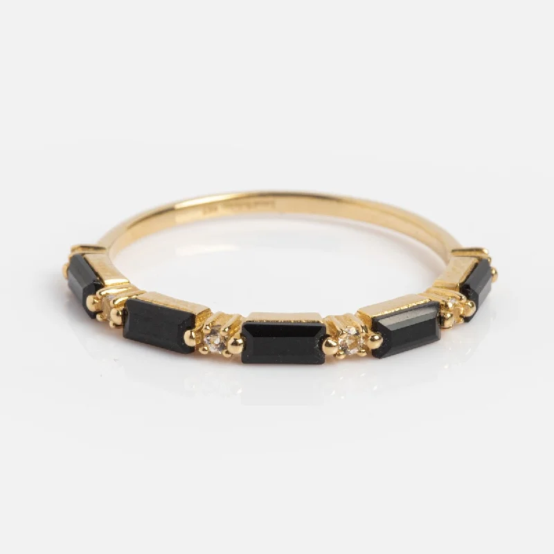 Solid Gold Black Agate Baguette Band