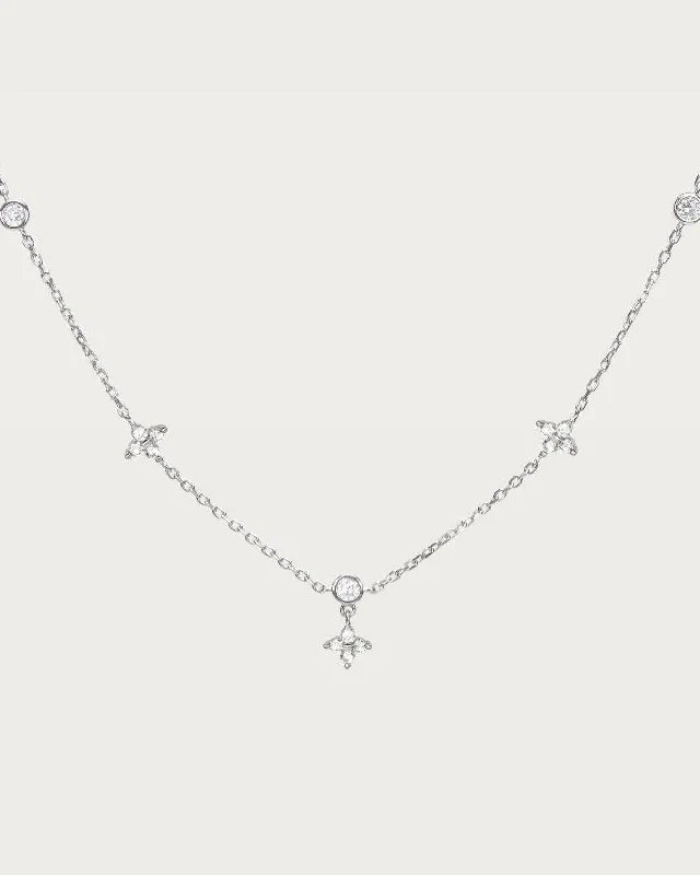 Lucky Clover Necklace in Silver