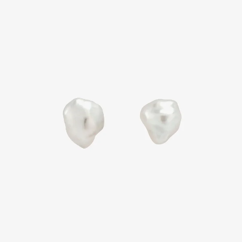 Keshi Pearl Studs | E2601P