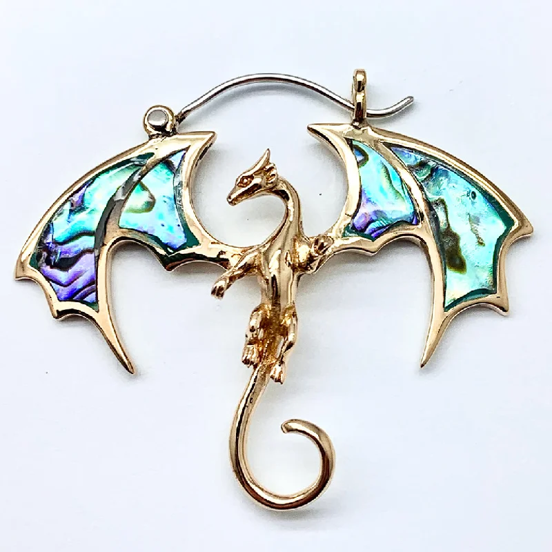 <span>BRES-107<span>: </span></span>Abalone Winged Dragon - Silver Posts