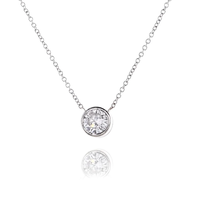 Estate 14 Karat White Gold Stationary Solitaire Diamond Pendant Necklace